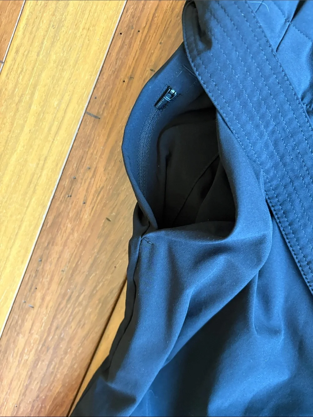 Athleta Black Skyline Pants with Waist Tie - Picture 3 of 8